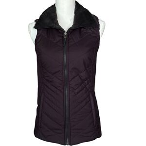 THE NORTH FACE Purple Mossbud Quilted Vest Reversible Dark Grey Faux Fur sz XS